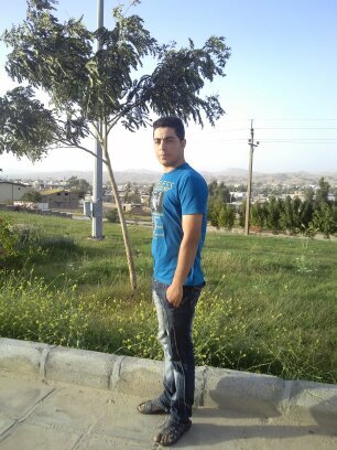چه ماراس بس چه اين همه دويدنو بلعيدن ماراس بس.