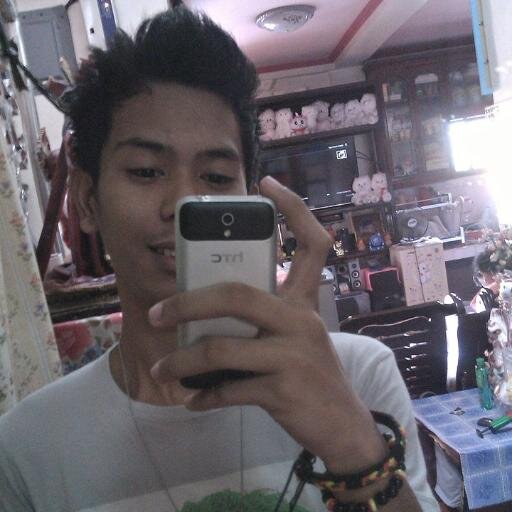Follow Me ? And I`ll Follow You Back :) ♥