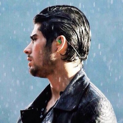 ask for a follow back on @raybanzouis