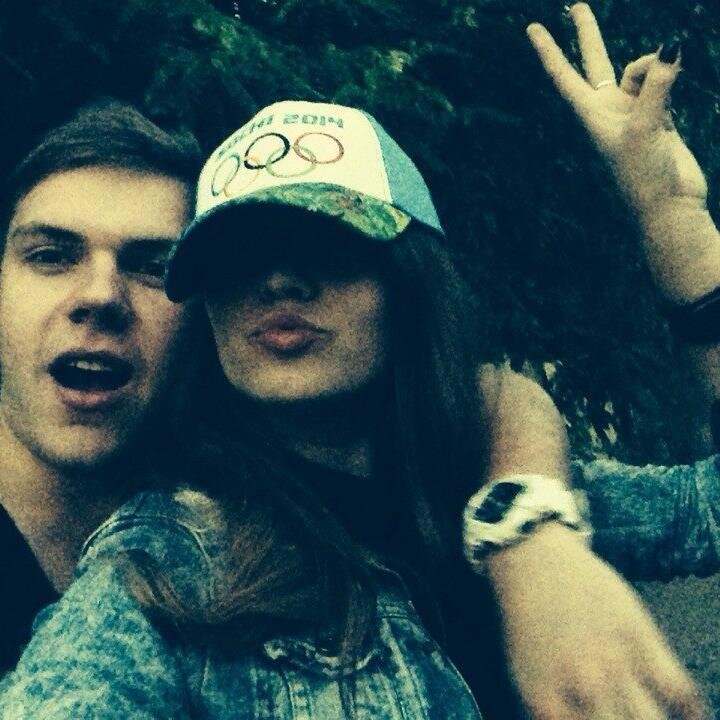 avrorabgi's profile picture. весь бред пишу сюда