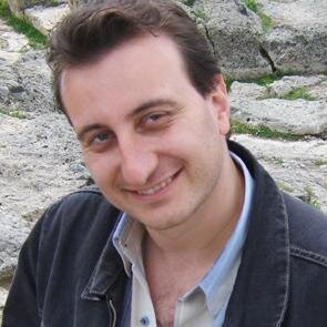 Не стреляйте по пианиста, той толкова си може!