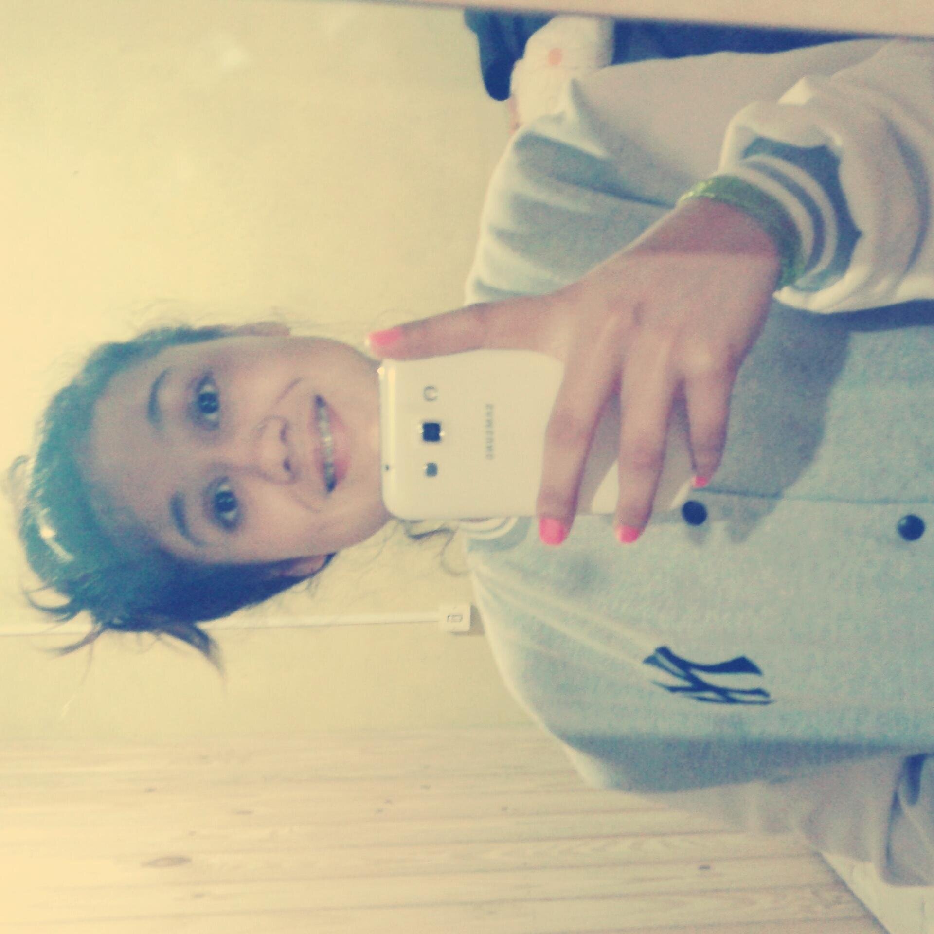 Quero viver pra te fazer feliz na vibe mais perfeita ♪ 


♪