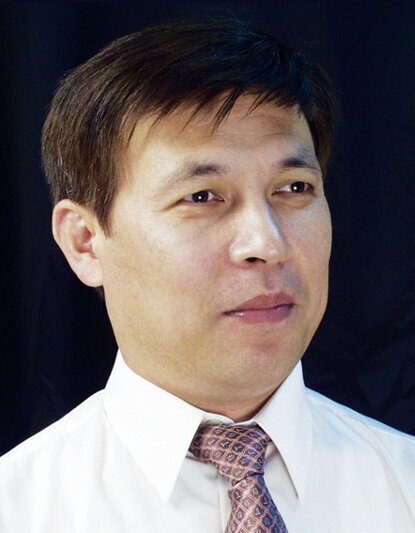 월간 전시가이드 발행인 / 사진기자
