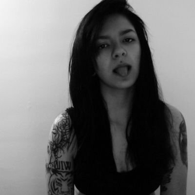 BenditaMaria424's profile picture. •DYING YOUNG AND PLAYING HARD•