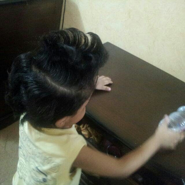 @fooftoot-12.                            انت عمري وانت اغلى ذكريآتي ، وانت في قلبي ولا غيرک احد ♡