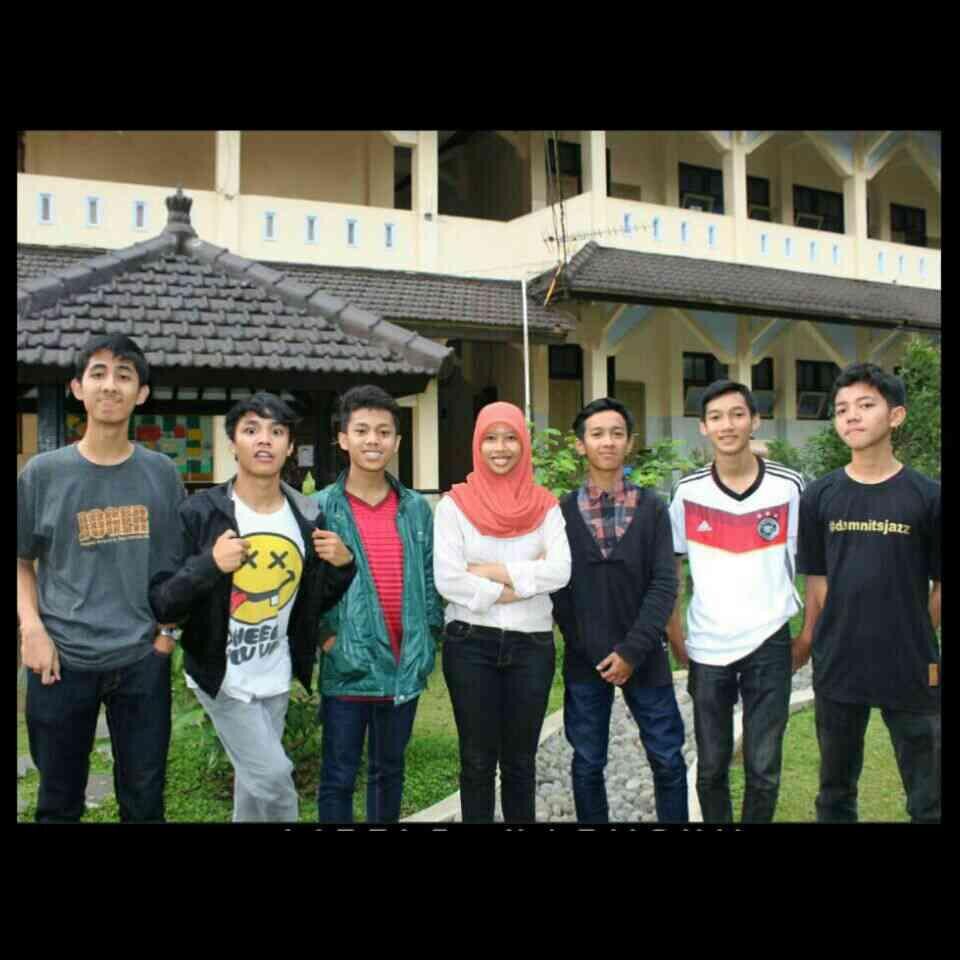 Official accoount twitter of SMA N 1 Banjarnegara Band 2013