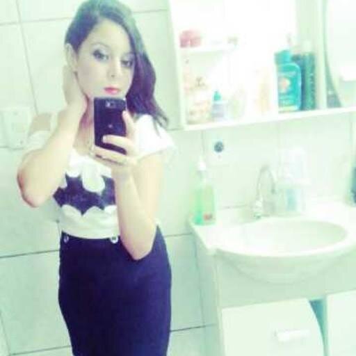 helentiti's profile picture. https://t.co/B6mWyQ2dfq #ninguem tem q saber de mim aki rummm