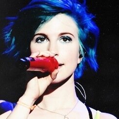 Hayley Williams fans Paraguay| @Paramore_py