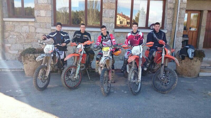 club motero realmotoboxes .