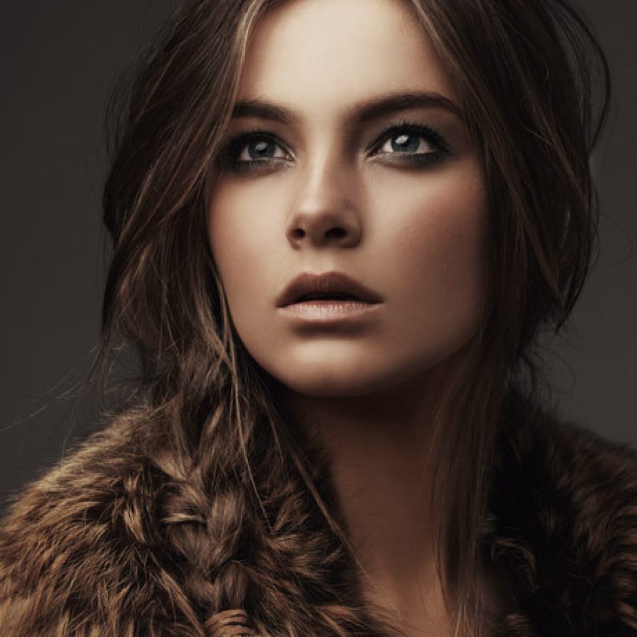 lyra_banner's profile picture. 18 going on 19, liveing in NY with my mom @FairGalofSnow.lately going threw weird changes...i blame my father @brucebanner__