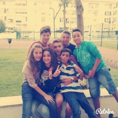 amante de el futbol me encanta veranear y eatar com mis amigos se me da vien el beatbox y vivo d l vida
