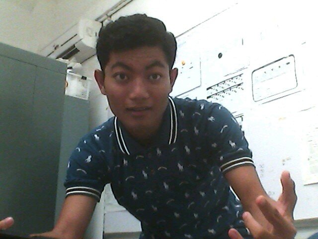 '' jika ingin sukses sukseskanlah orang lain'' 
'' jika ingin bahagia bahagiakanlah orang lain''