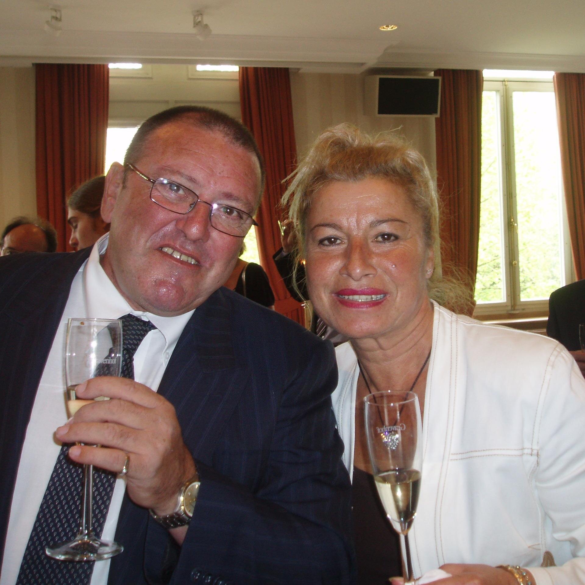 VANSTALLEN's profile picture. ex-bankdirecteur geveld door zwaar hartinfarct en sindsdien arbeidsongeschikt