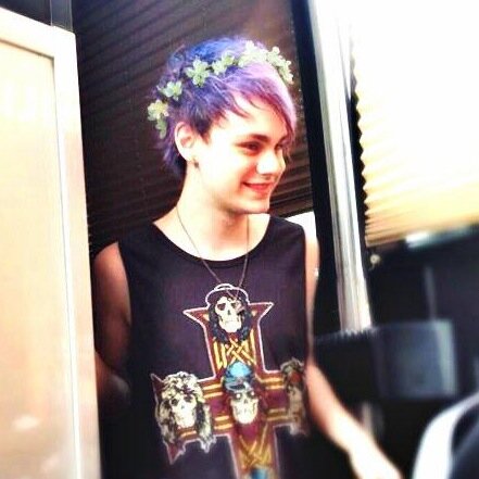 ashtonerghwin's profile picture. harry (◠‿◠✿)