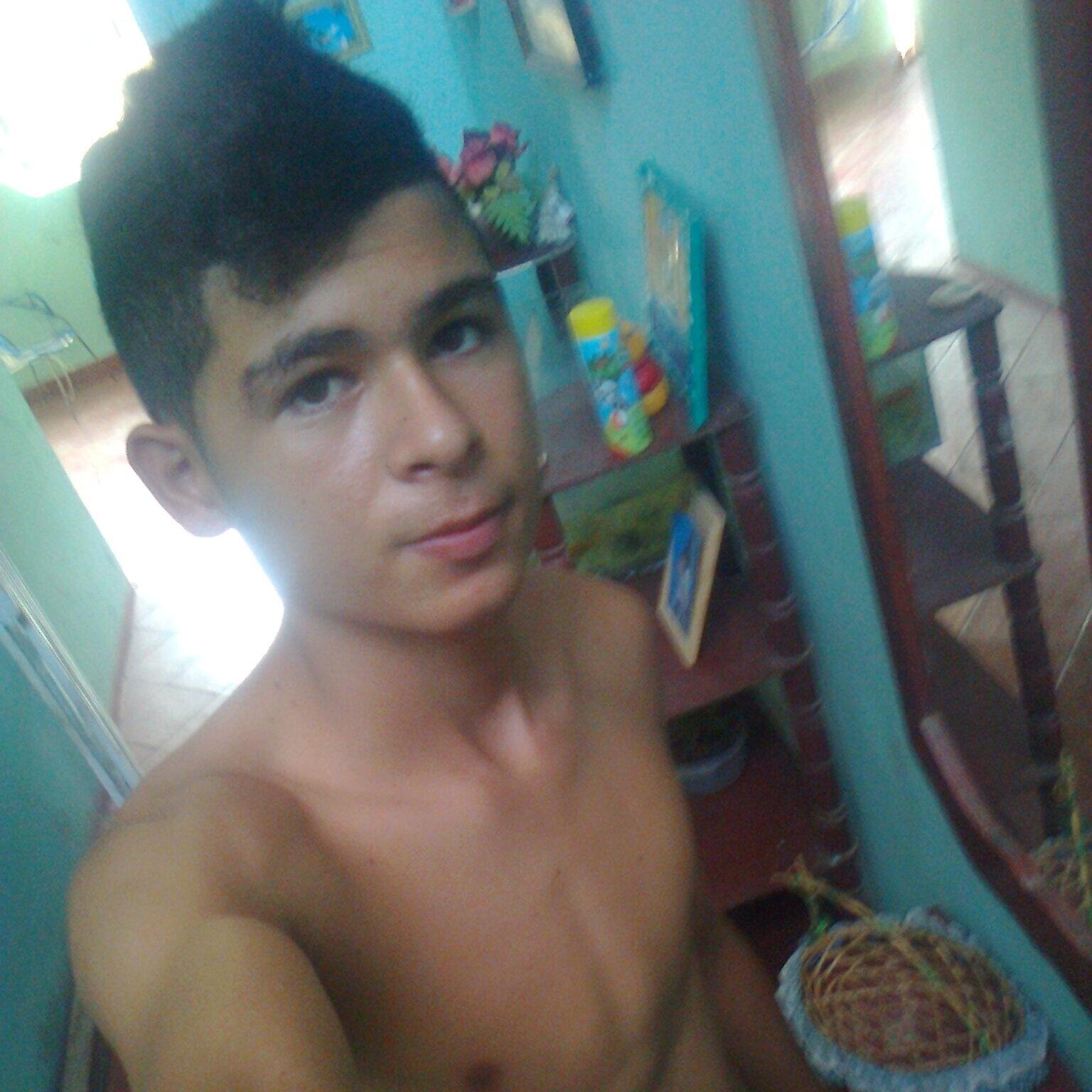 juniorbermude17's profile picture. 