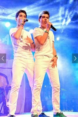 'Un beso de amor cura cicatriz´. Los mejores @DanieloviedoM y @_jesus_OM. Dos vascas apoyandoles:) Persiguendo el sueño de toda Gemelier: VOLVER A CONOCERLES