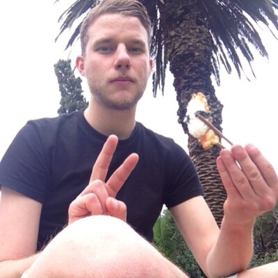 ✌️