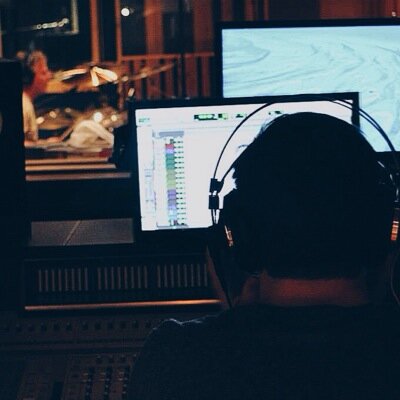 Professional recording studio/mixing/mastering service located just North of Toronto, ON.  Studio run by Harley (Barley) Butt