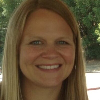 Educator | Wife & Mama | Enjoys photography, gardening, cooking and volleyball
