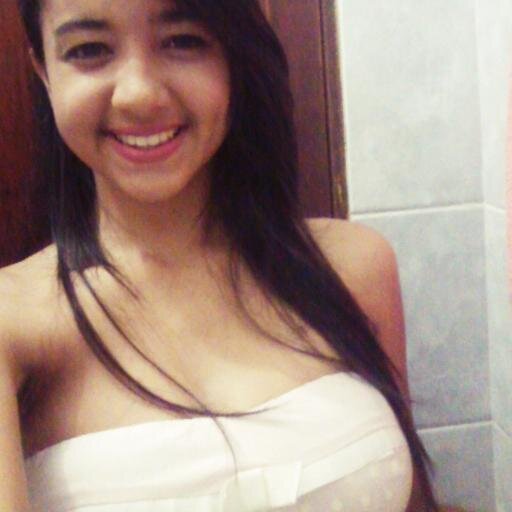 Brazilian - Pernambucana com orgulho ;) 
16 Years  .. 
Facebook : https://rayane.souza.9440
Instagram : http://t.co/dttxx6phOq