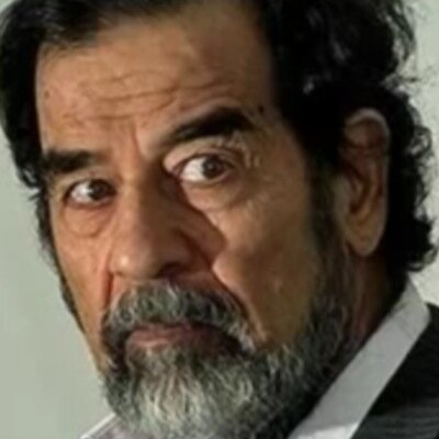 ‏من طرائف مفتي اليمن“محمدالعمراني” عندما سُئل عن الفرق بين الدراسة القديمة والحديثة ‏قال: ‏درسنا في الجامع،ودرستم في الجامعة وليس الذكر كالأنثى 👍