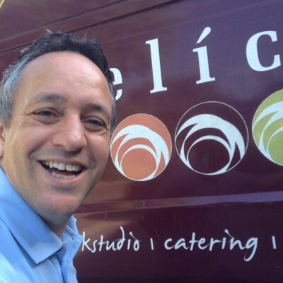 Eigenaar kookstudio & catering Delicio, creatieve horeca professional sinds 1985, hospitality adviezen. Toscane, tennis, sushi, slow food.
