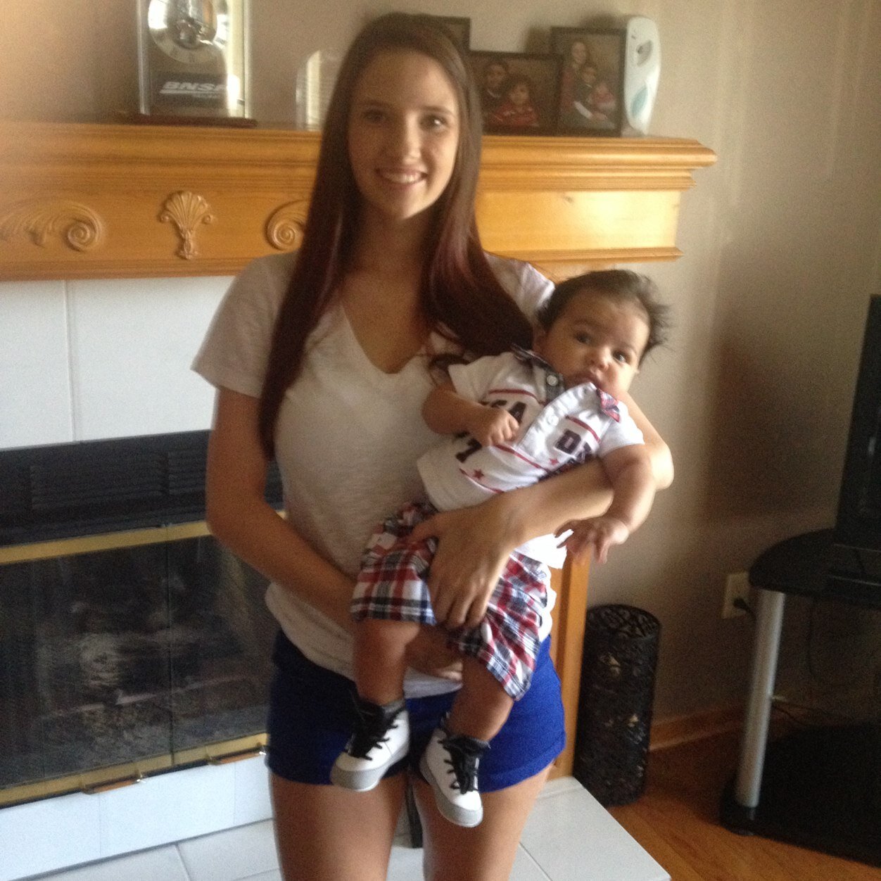 ❤️❤ Mommy to a perfect prince; My'kel Leon Miller. Born on 04•04•14 .. He's my universe. ❤️❤️