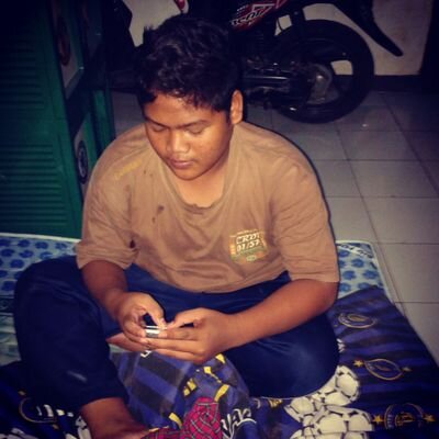 ganteng tapi bukan serigala