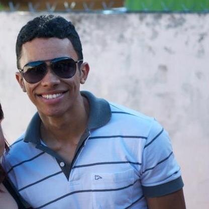 Depois, com calma, eu coloco alguma coisa bonitinha/engraçada aqui.