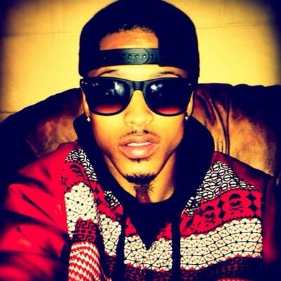 Da name is Augest.Singer {single}