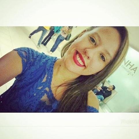 Para ser uma princesa não é preciso morar em um palácio, mas ter um coração temente ao Rei.  -  Filha do Criador  ♕