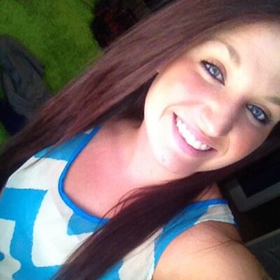 17. Single. Ride or die Taylor Elizabeth. My godchilder are my world