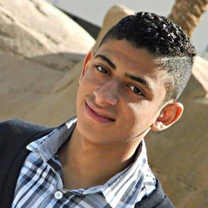 #Pin:29BA883E&Crazy on playing football&Ahlawy GeDaN
♥♥ love myfirends♥&1996&life likeme&  I love colored eyes♥&I like Engineering ♥♥Someday My goal achieved