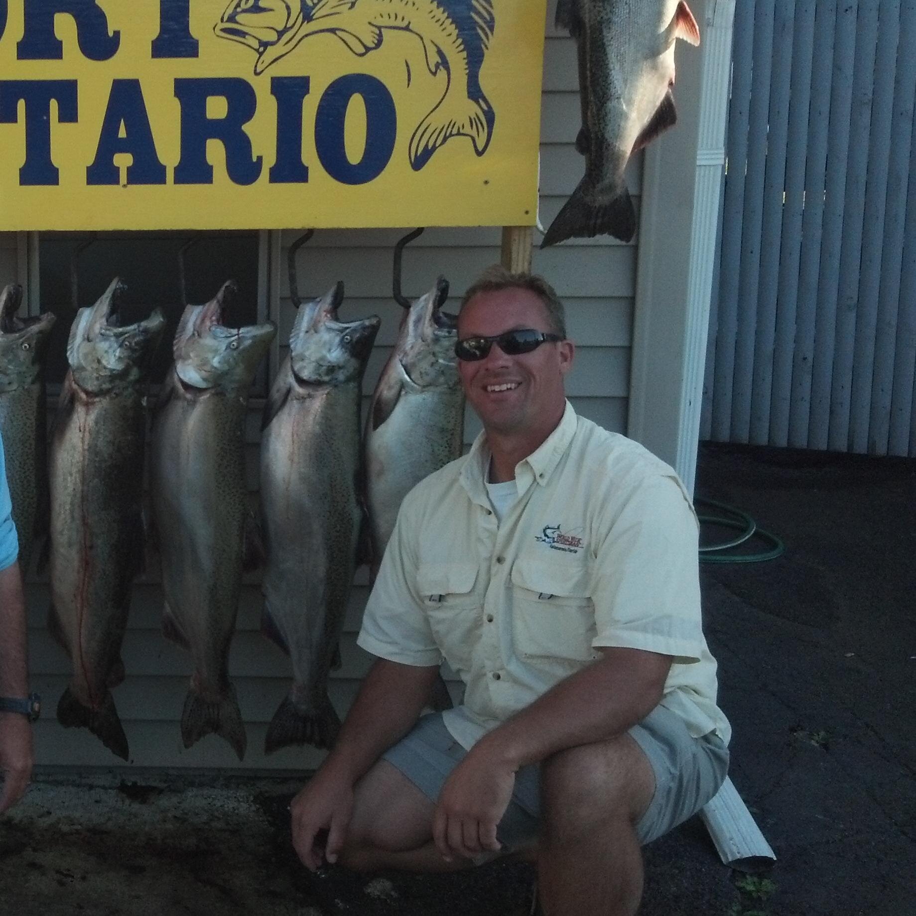 Huge NY fan - Yankees, Giants, Knicks, Rangers, St. Johns & Syracuse. Fishing for anything that bites my hook!