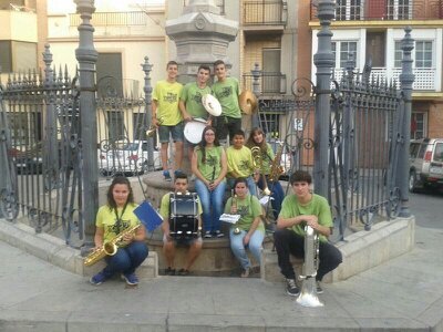 Grup de música. tlf: 678031616 (mar) 675137105 (andrea)