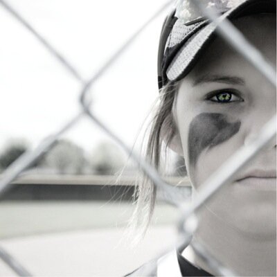 Im 16. & softball is my life.
EST. 7/07/2014