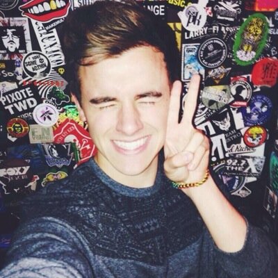 JCloudies's profile picture. O2L is life!!!!! 0/6 O2l, 4/6 GLAMSS , 1/12 Magcon. All on my personal account