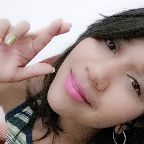 Não quero ter uma opinião formada sobre mim, afinal cada um tem a Laila que merece... Meu único limite é a minha consciência ii isso basta.