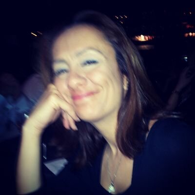 Derin2004's profile picture. Korkularına boyun eğen özgürlüğüne sırt çevirir.