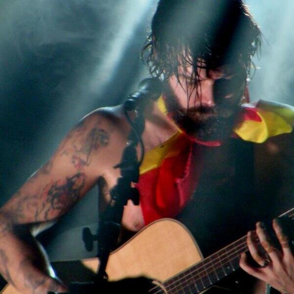 biffyspain's profile picture. Todas las noticias de la banda escocesa en español