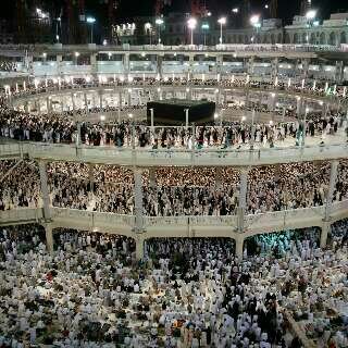 ياخَالِقَ السّعَادَة أسعِد قُلُوبَنَا وَنَوِر دُرُوبَنَا وَاغفِر ذُنُوبَنَا ‏