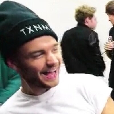 poohbearlaugh's profile picture. 