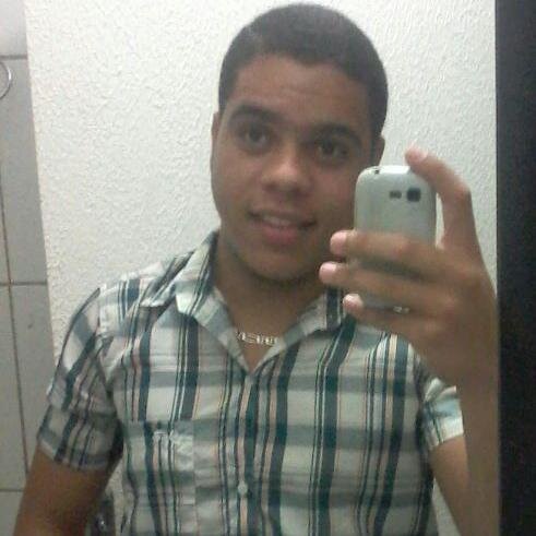 @ClubeFoIIowBack    Insta @jamersonmoteiroo
