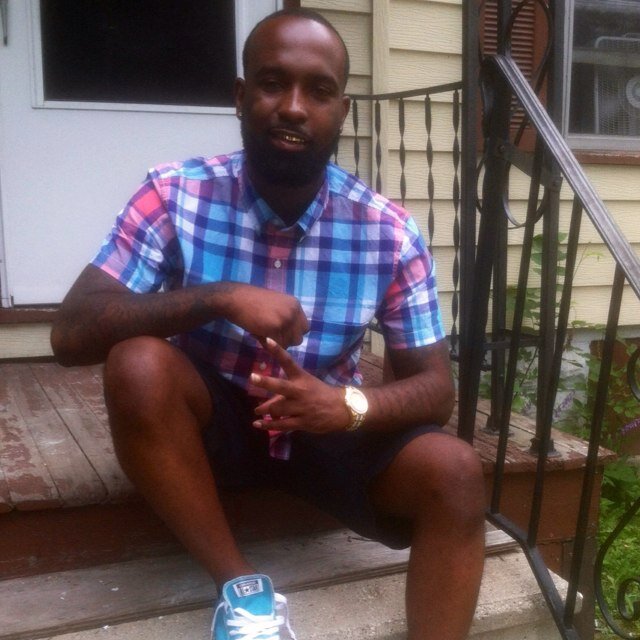 Co-CEO Of BasementUnderlyin.... #WordLifeCamp Affiliated.... #SneakerHead Rockin hard with the artists @Love_Peace_AB & @Only_1_DayNAg