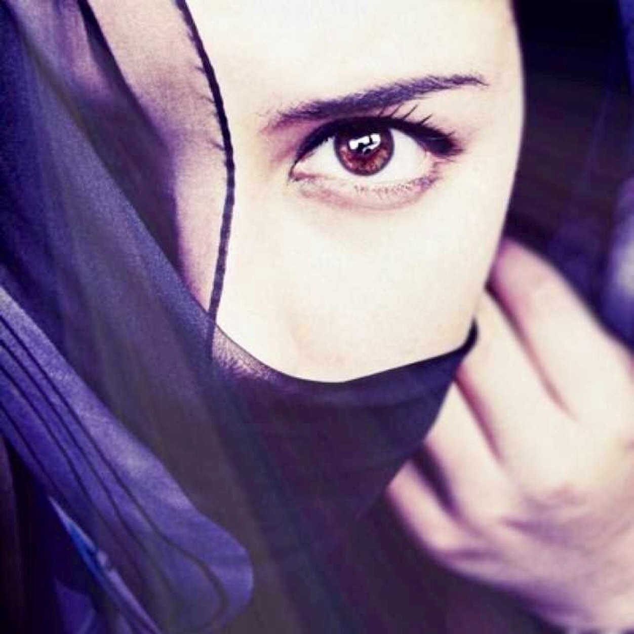 حسابي في الانستقرام : (fatheih99).. ❤