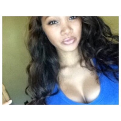 Dominican & Colombian | Single | 19 | Snapchat: ObeyTaiAysha | I do NOT currently have a Facebook or Instagram!