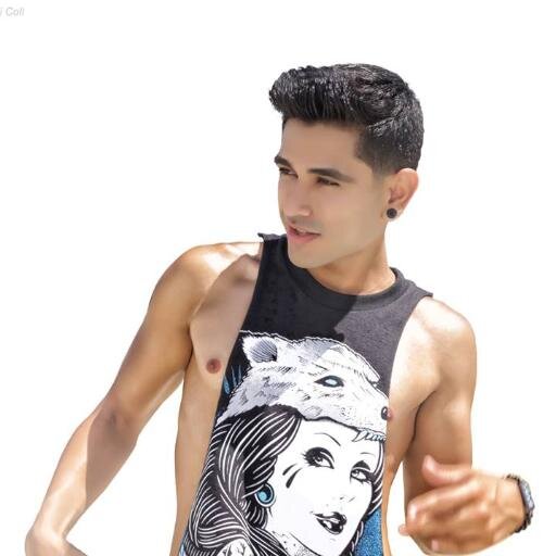 #Cantante
#Puerto Rico
#Fb/mememusicaoficial
#Instagram/mememusica
#Youtube/meme7735