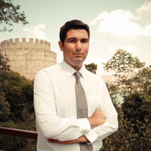♟️🦀 Financial Engineer & Statistical Arbitrageur / 👨🏻‍🎓 @hisar_school - @unibogazici - @UCBerkeley / @GalatasaraySK💛❤️ - @AnadoluEfesSK🏀🏀 - @lakers💜💛