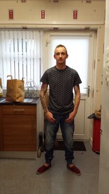 Hi im Mark, i enjoy going out with my mate's drinking and clubbing also i enjoy football, fishing, reading cooking. If you want to know anything else just ask.
