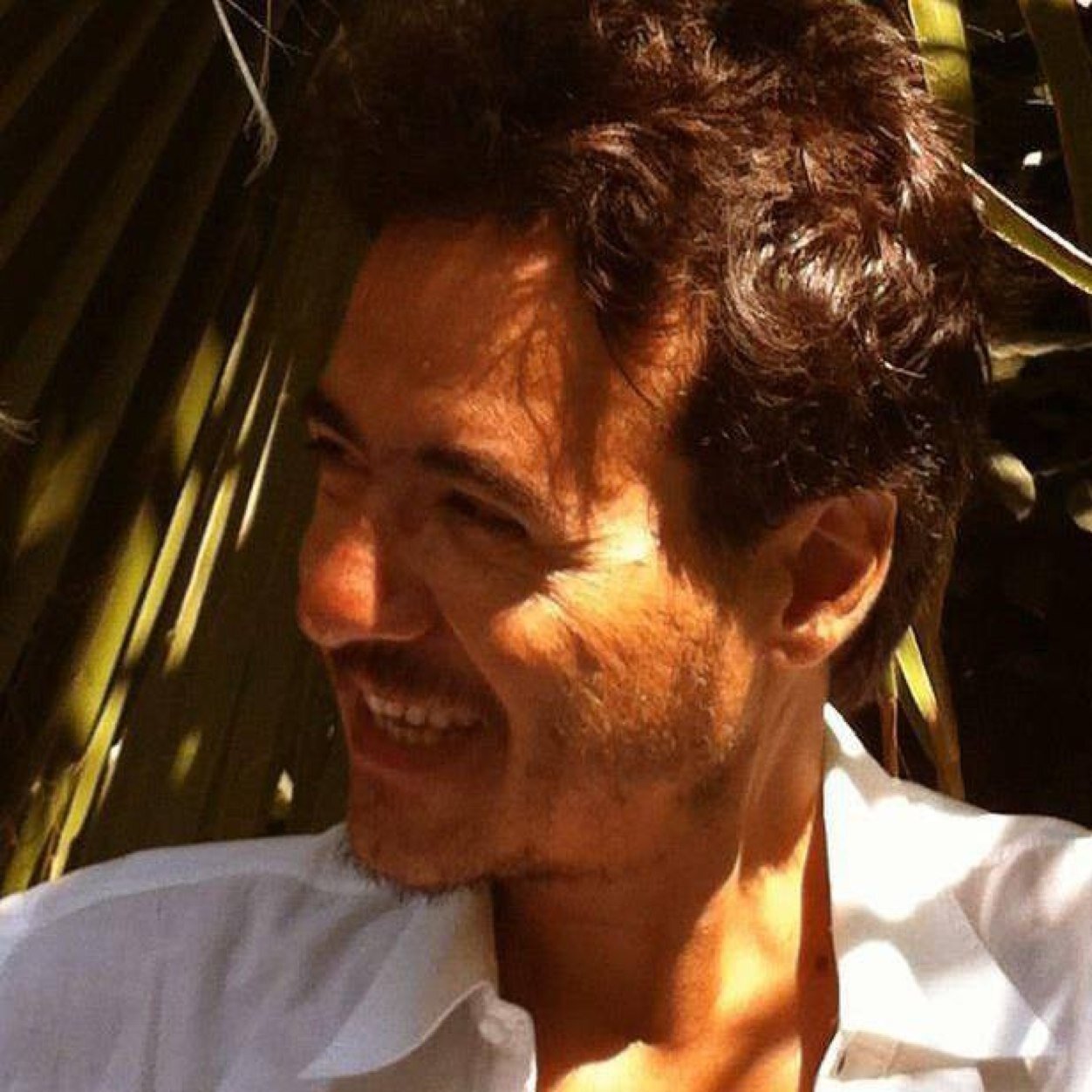 recubans's profile picture. Innamorato della Monroe, di Marley, De André, Roma e Totti. Avvocato con un Master in Giurista d’Impresa, presta il suo tempo come funzionario pubblico.